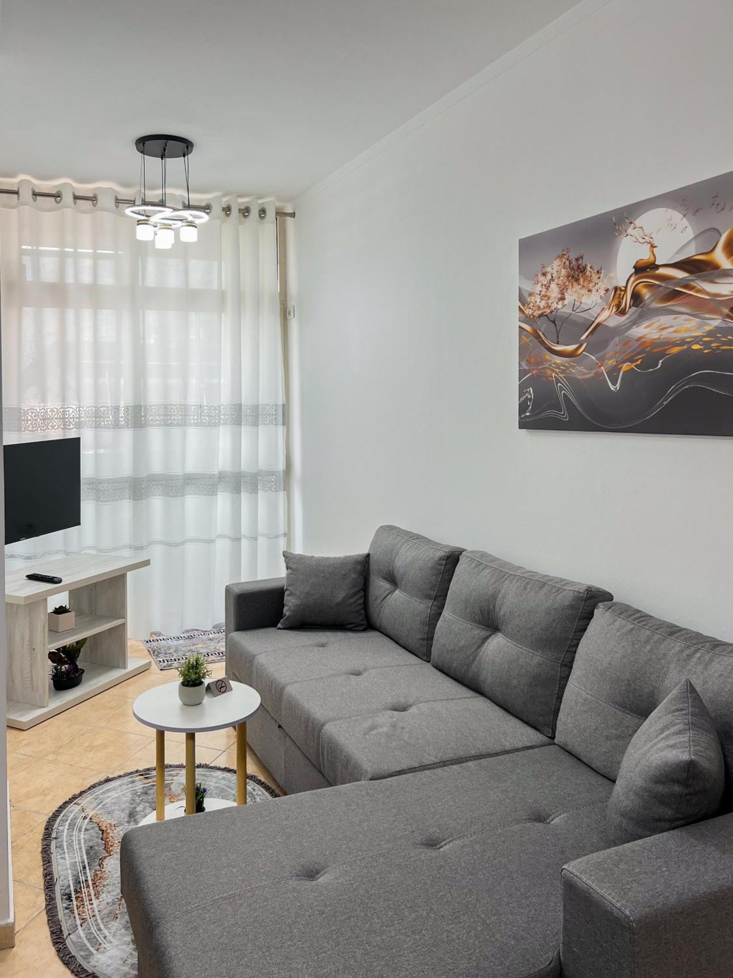 Tirana City Stay Apartments Ngoại thất bức ảnh