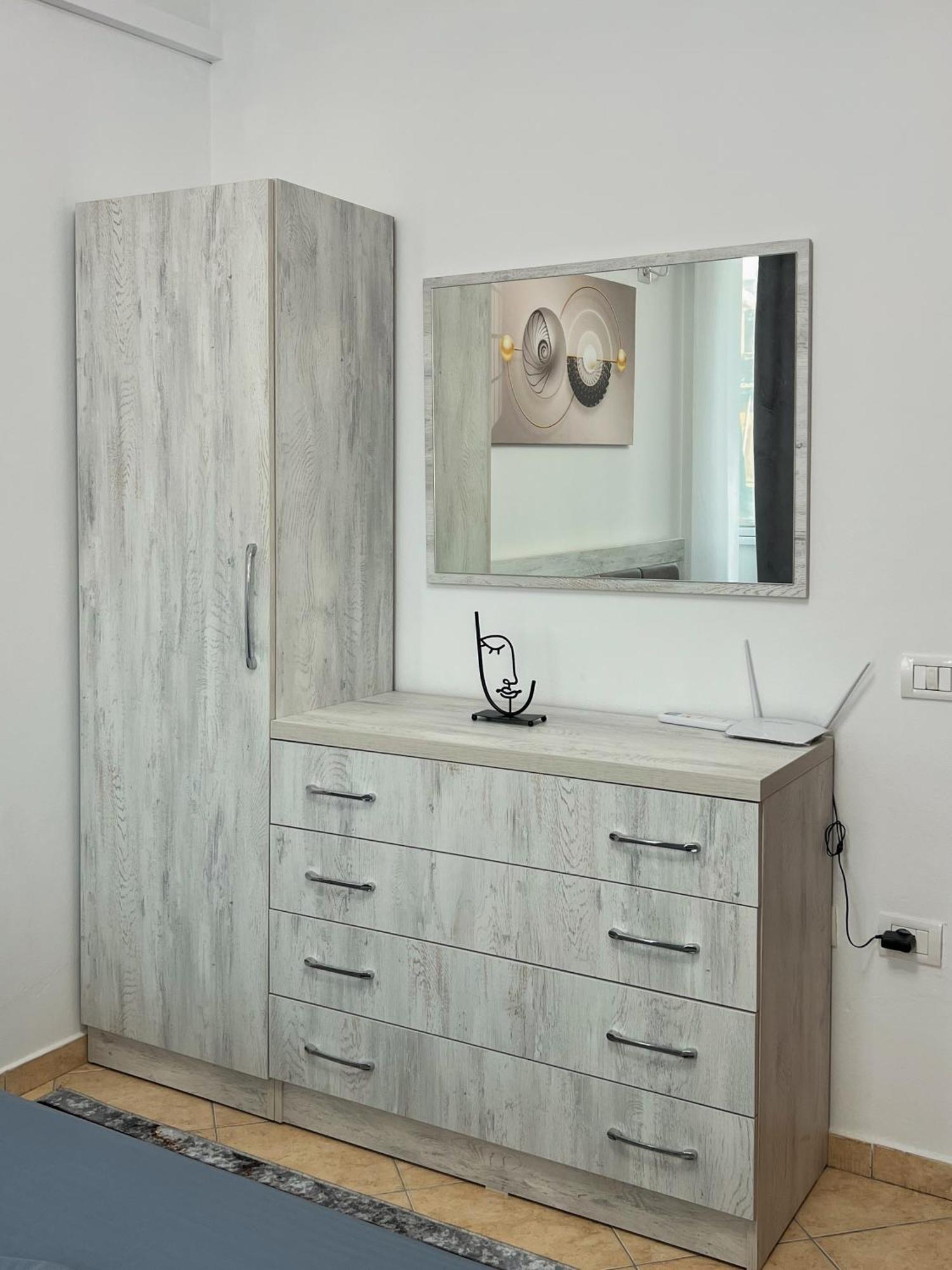Tirana City Stay Apartments Ngoại thất bức ảnh
